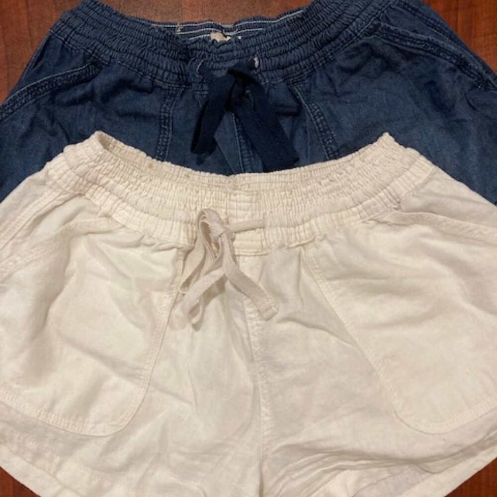 altar'd state - Women's Lot - T-Shirt. Shorts & Floral Skort - Picture 3 of 5